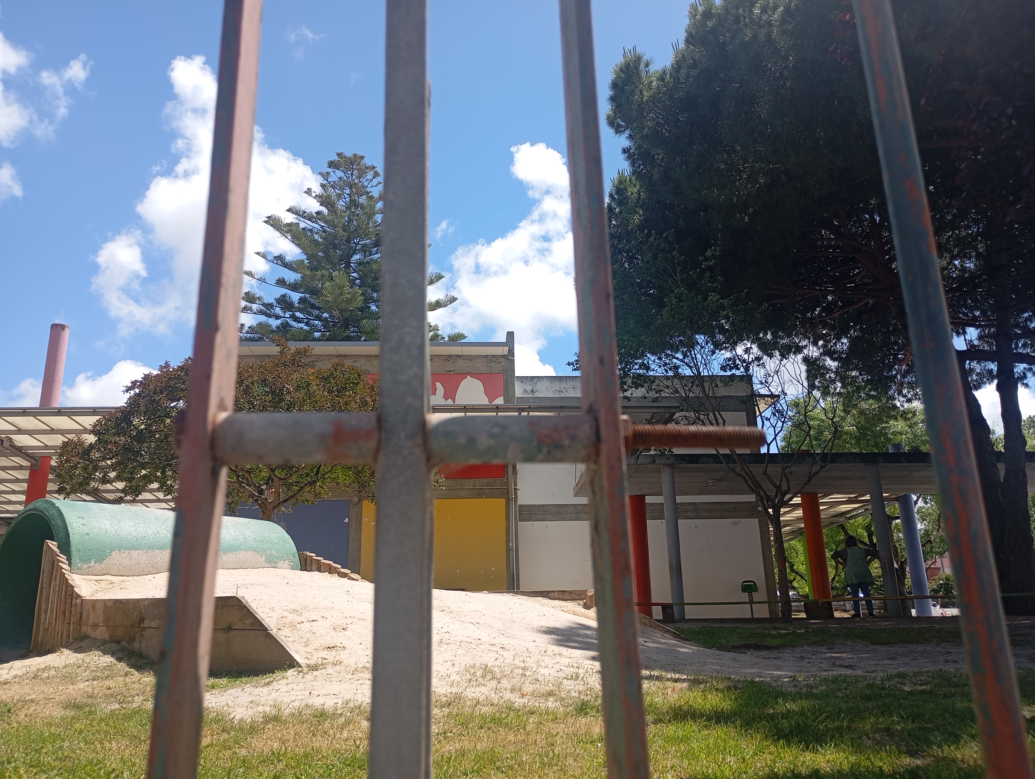 Reparação da vedação da EB e JI da Conquinha 1