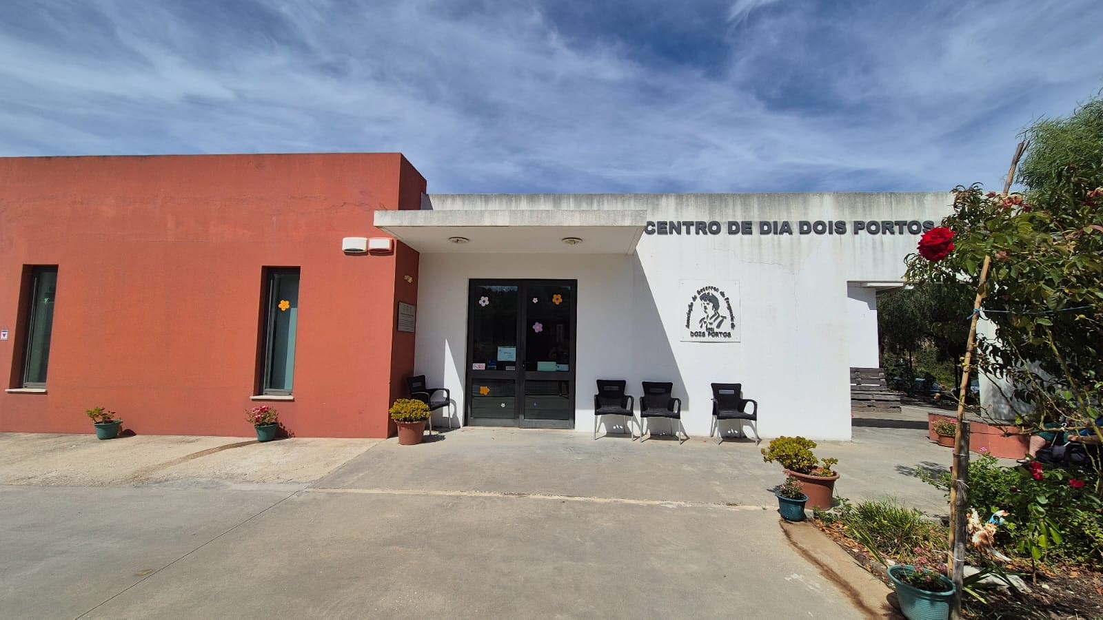 Remodelação da cozinha  do Centro de dia de Dois Portos na Buligueira